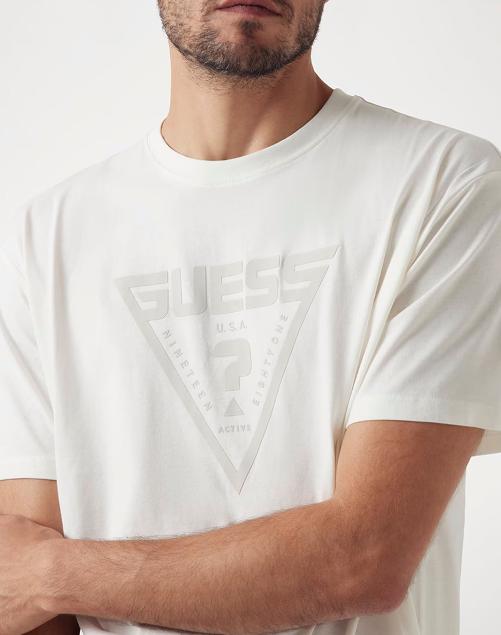 GUESS AZHA CN OVER T-SHIRT МЪЖКА ТЕНИСКА