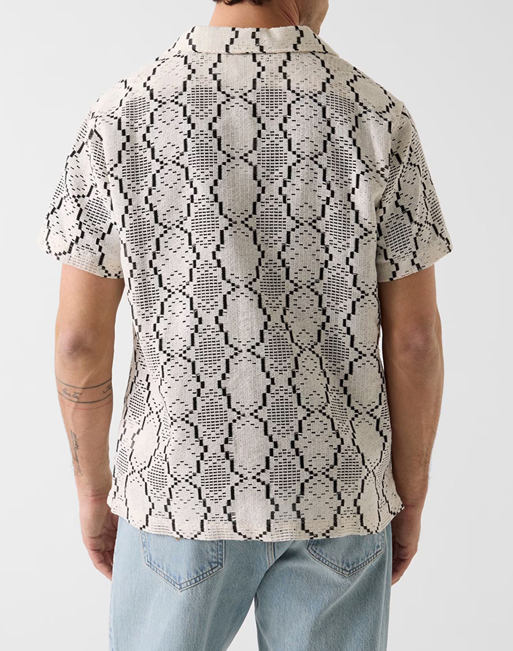 GUESS CARTER GEO CROCHET RESORT SS S MENS SHIRT