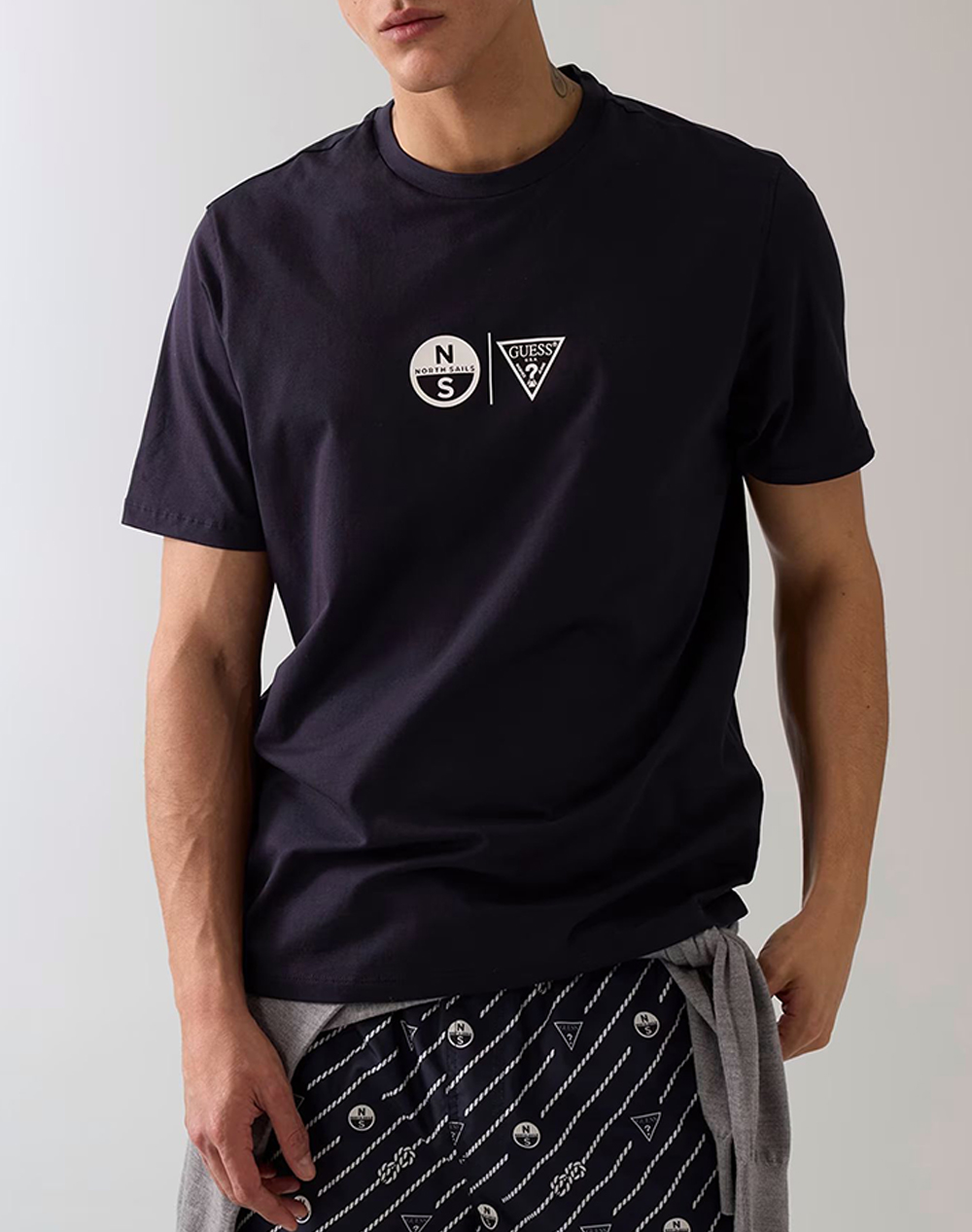 GUESS GUESSXNS - SS PRINTED CN T-SHI МЪЖКА БЛУЗА