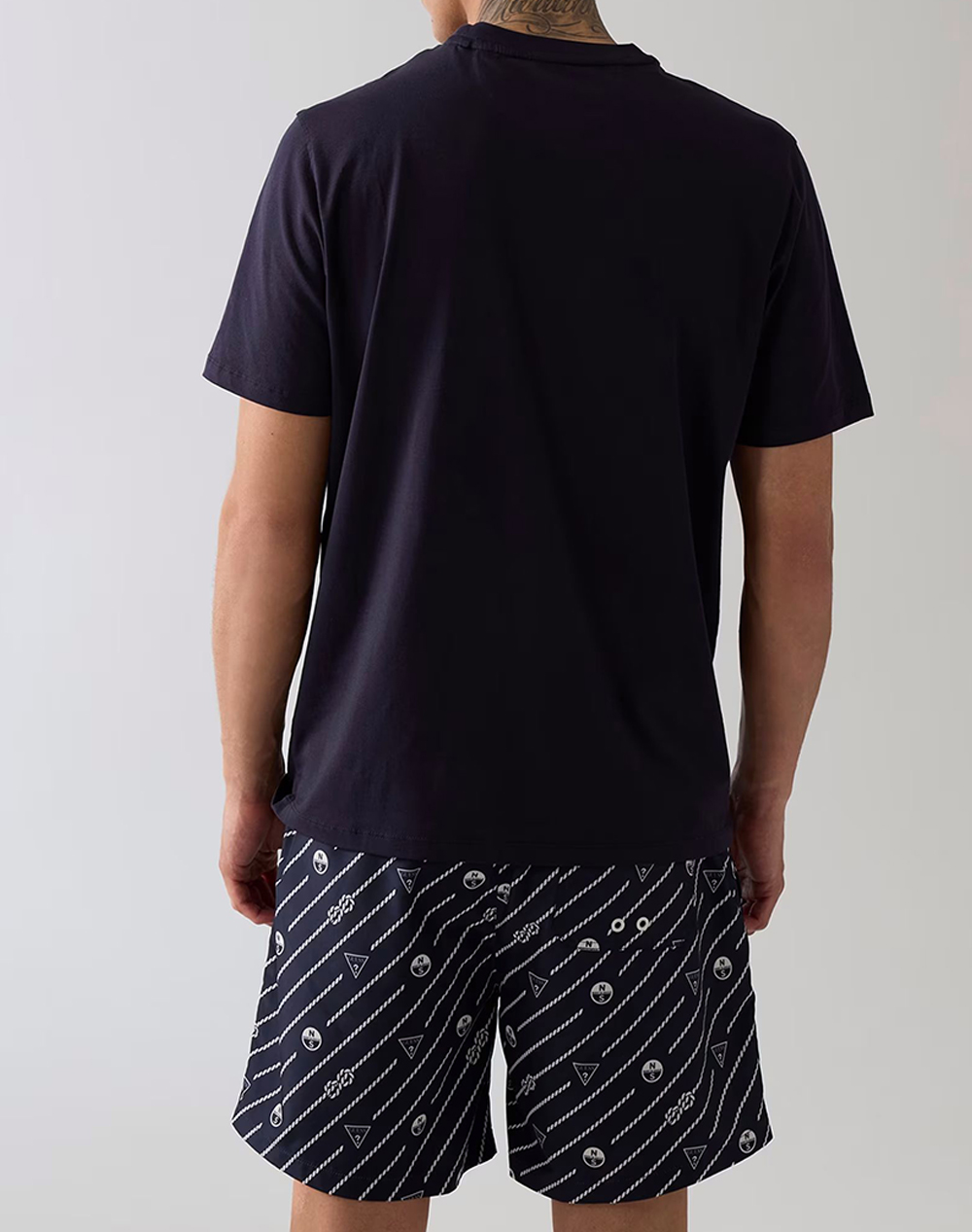 GUESS GUESSXNS - SS PRINTED CN T-SHI МЪЖКА БЛУЗА