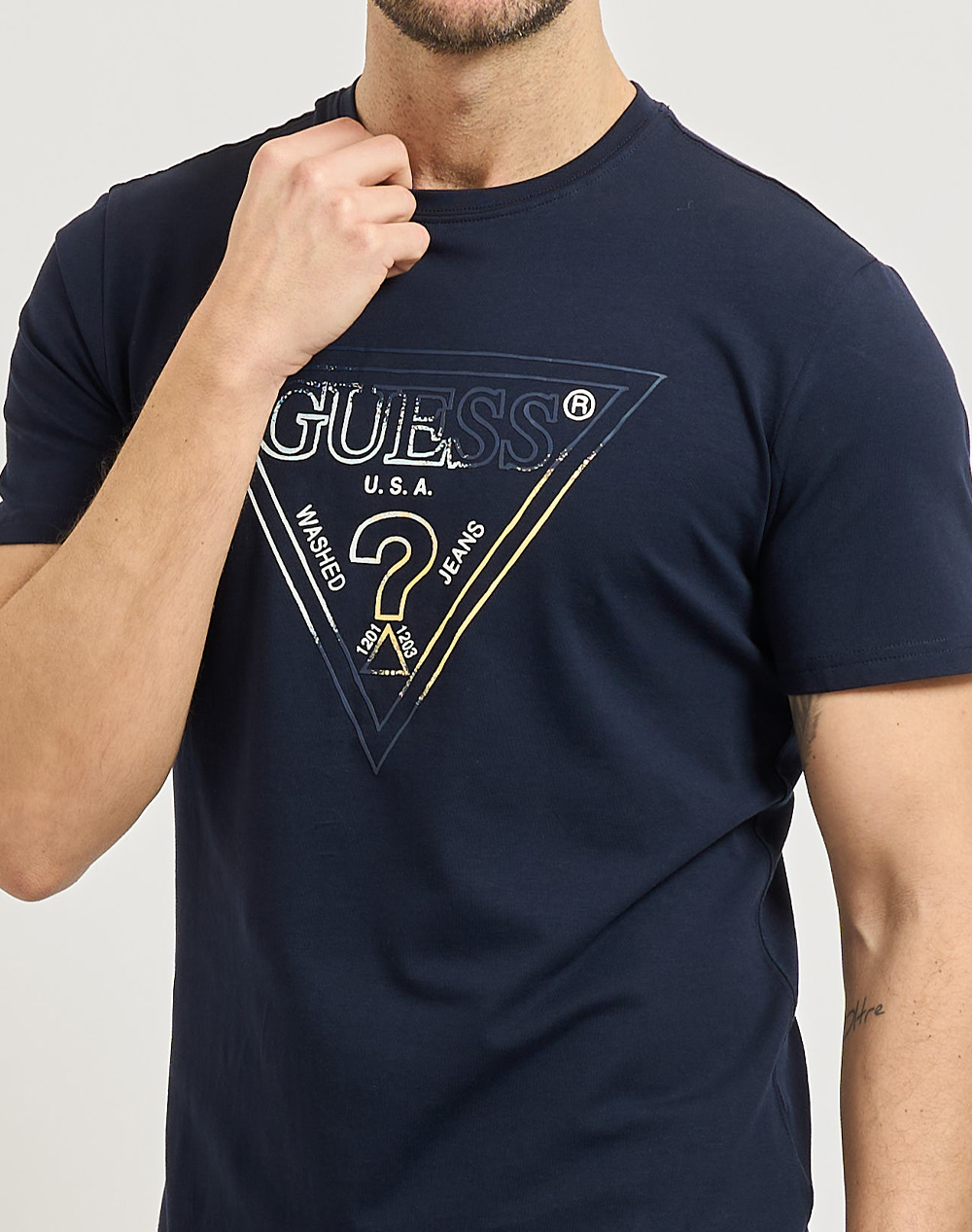 GUESS CN SS TRIANGLE HD MULTICOLOR TMENS BLOUSE