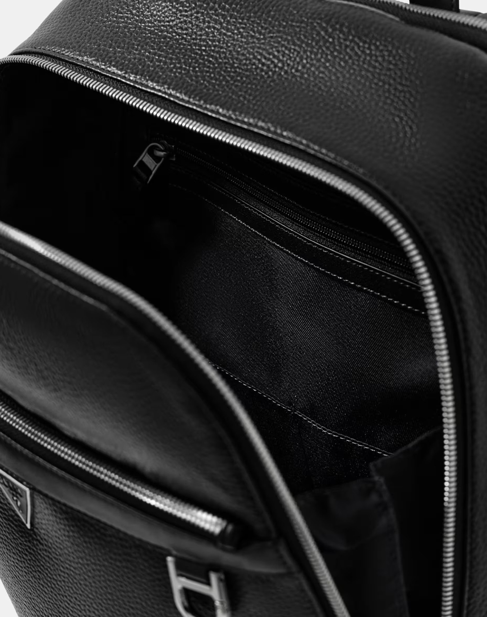 GUESS MONACO SQUARED BACKPACK MENS BAG