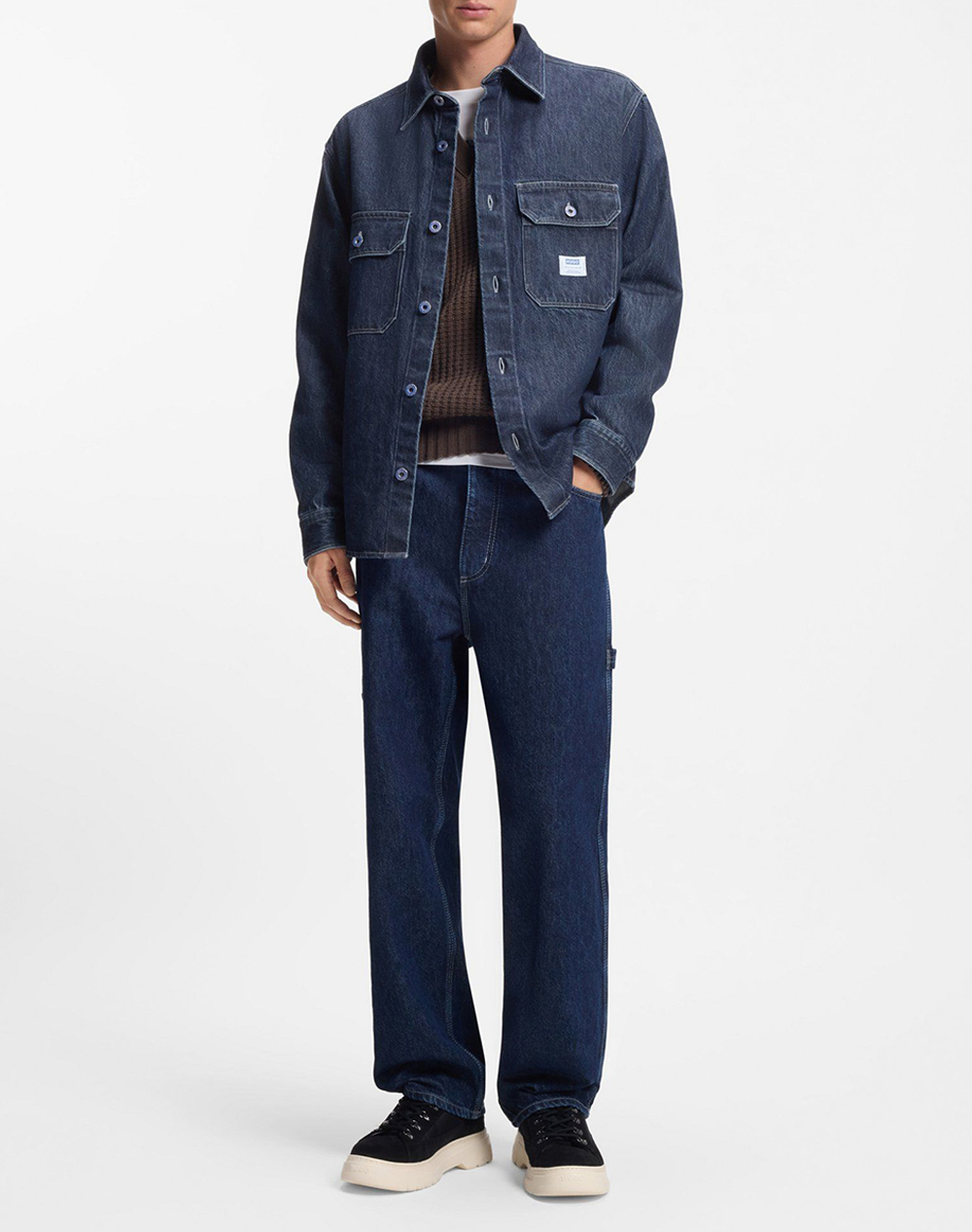 HUGO Ebolt 10276905 01