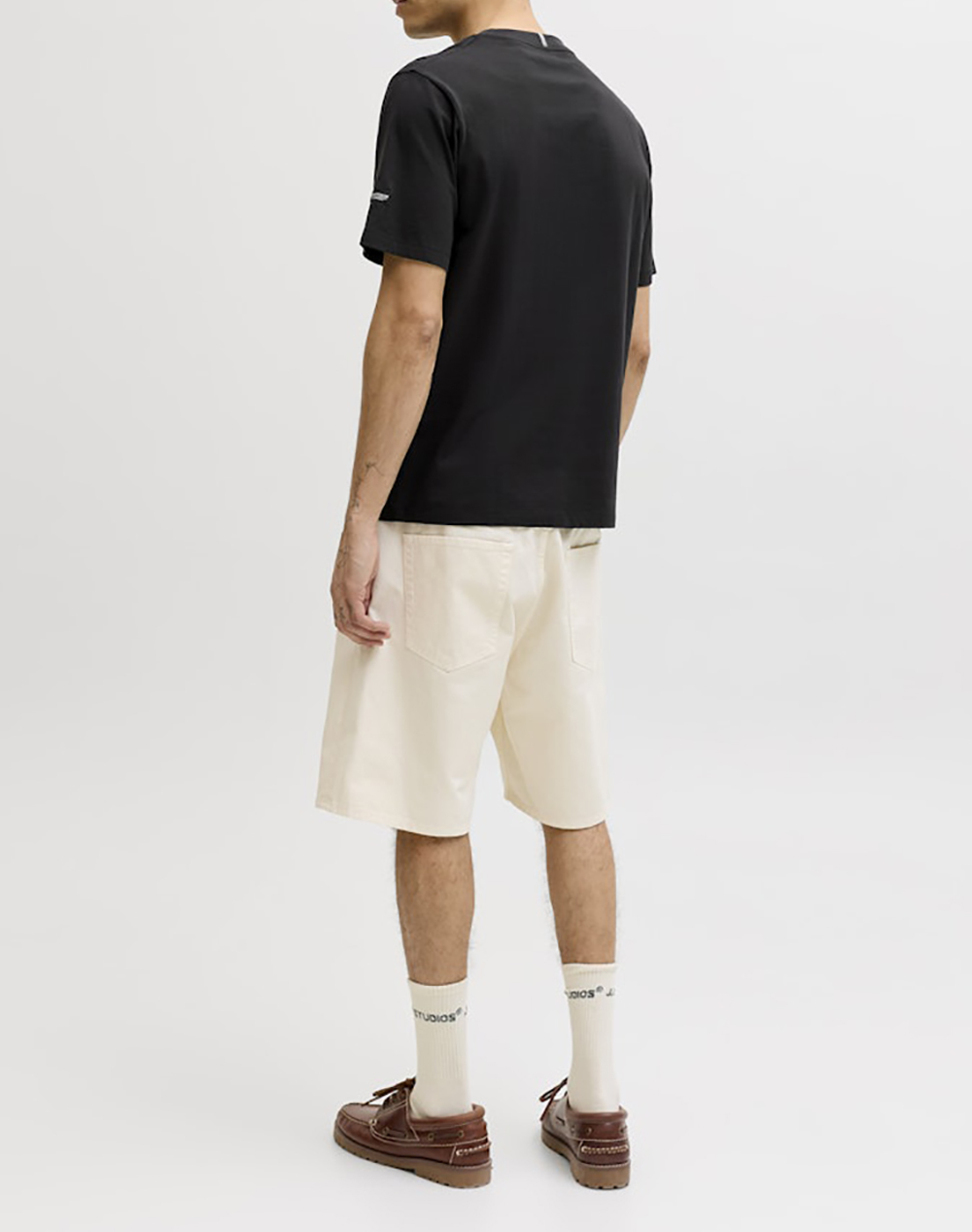 JACK&JONES JORCATSKILLS SQUARE BRANDING TEE SSCN LN