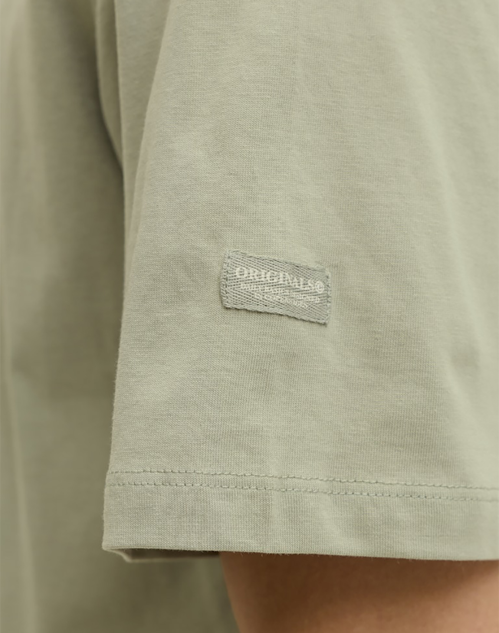JACK&JONES JORCATSKILLS SQUARE BRANDING TEE SSCN LN