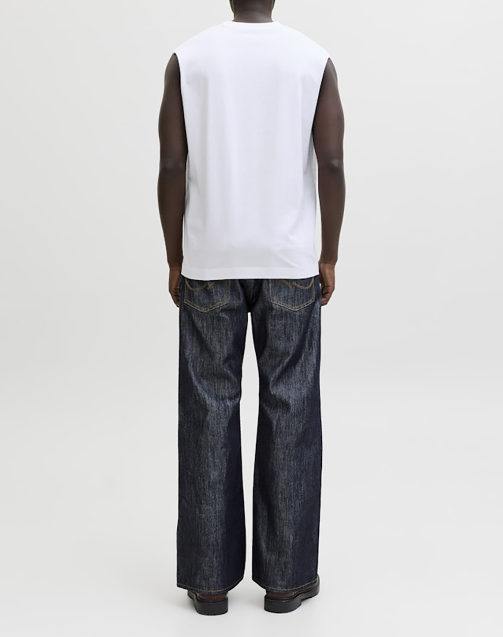 JACK&JONES JORNORREBRO EMB TEE SL CREW NECK LN