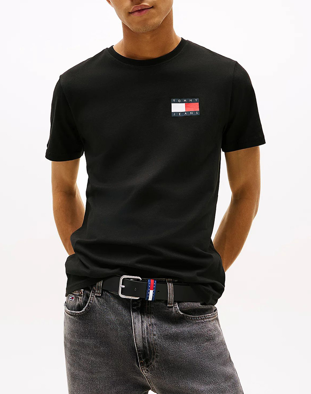 TOMMY JEANS TJM SLIM ESSENTIAL FLAG TEE EXT