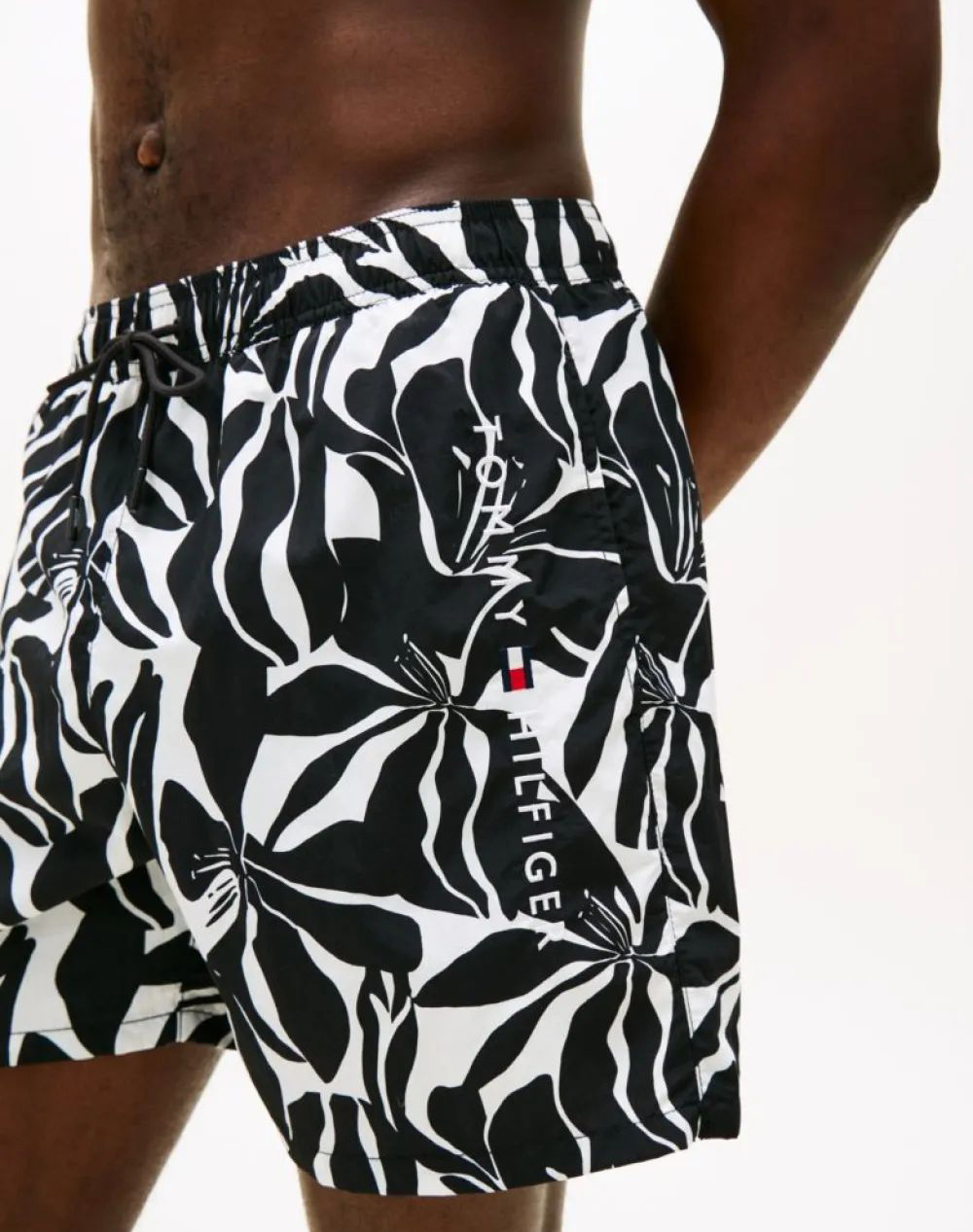 TOMMY HILFIGER MEDIUM DRAWSTRING PRINT