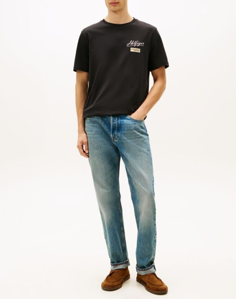 TOMMY HILFIGER MODERN ATH GRAPHIC BADGE TEE