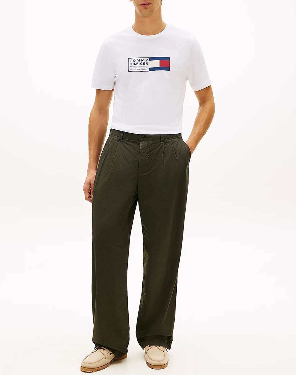 TOMMY HILFIGER BRAND LOVE TEXT BOX TEE