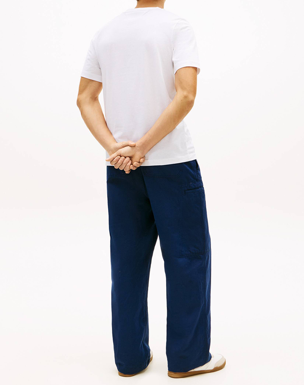 TOMMY HILFIGER BRAND LOVE BIG TEXT TEE