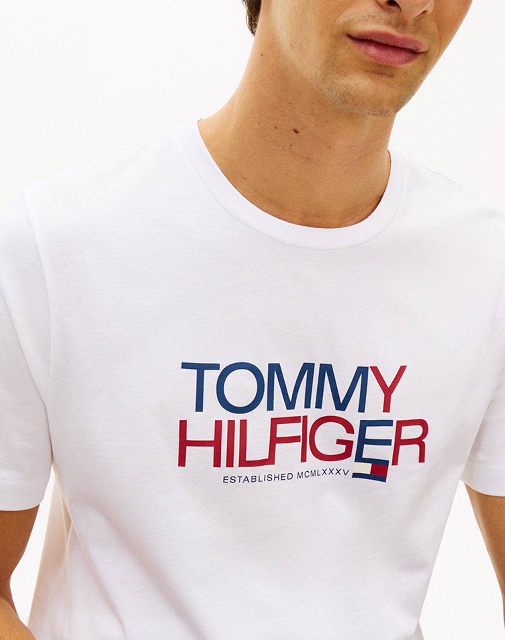 TOMMY HILFIGER BRAND LOVE BIG TEXT TEE