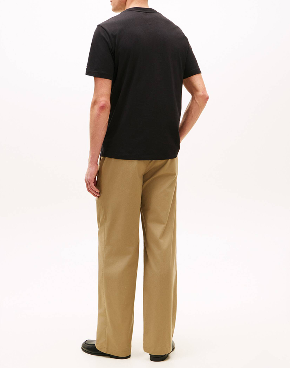 TOMMY HILFIGER BRAND LOVE ROUNDEL TEE