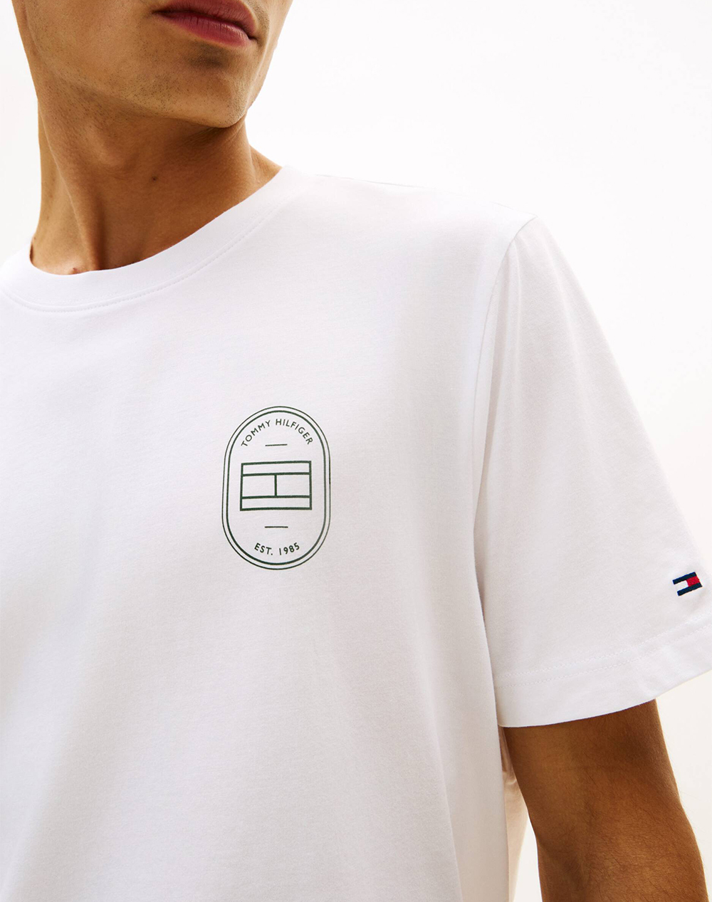 TOMMY HILFIGER BRAND LOVE ROUNDEL TEE