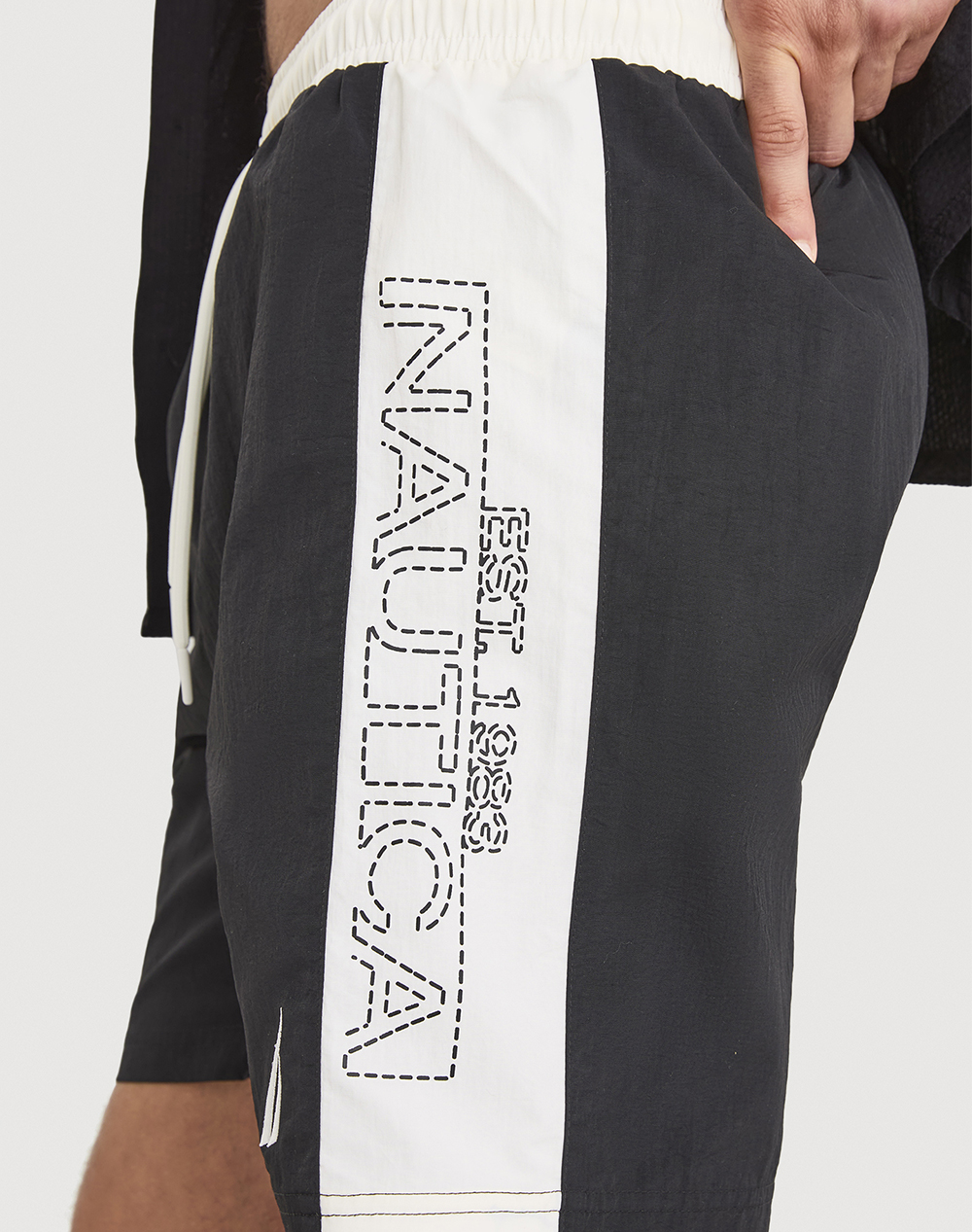 NAUTICA SWIMSUIT Derwent 7” Swim Short