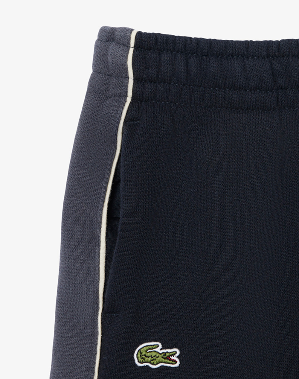 LACOSTE SHORTS