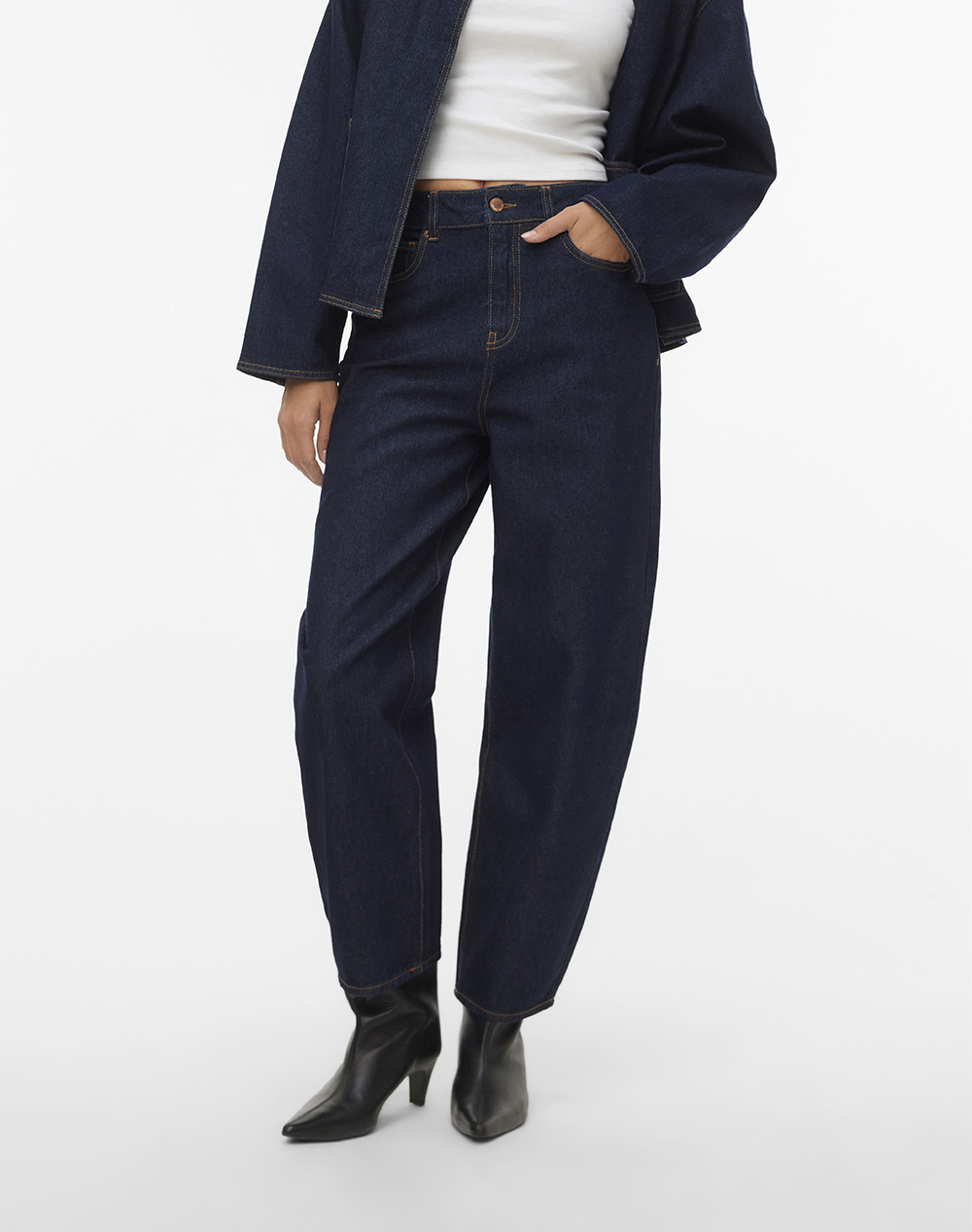 AWARE BY VERO MODA AWEVELINE HR BARREL ANK DNM JEANS SI333