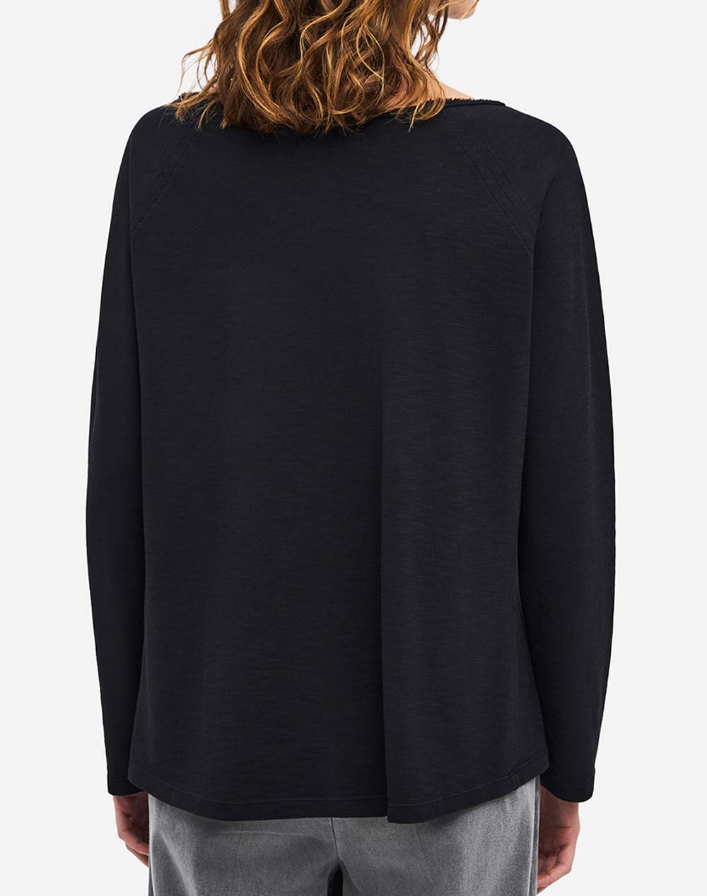 DIRTY LAUNDRY Raglan Longsleeve