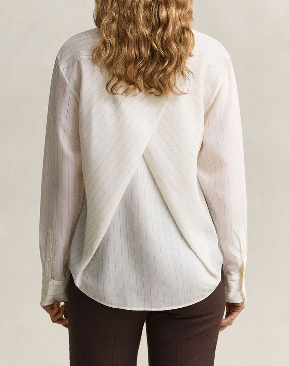 GANT РИЗА С ДЪЛЪГ РЪКАВ PINSTRIPE BACK FOLD DETAIL SHIRT