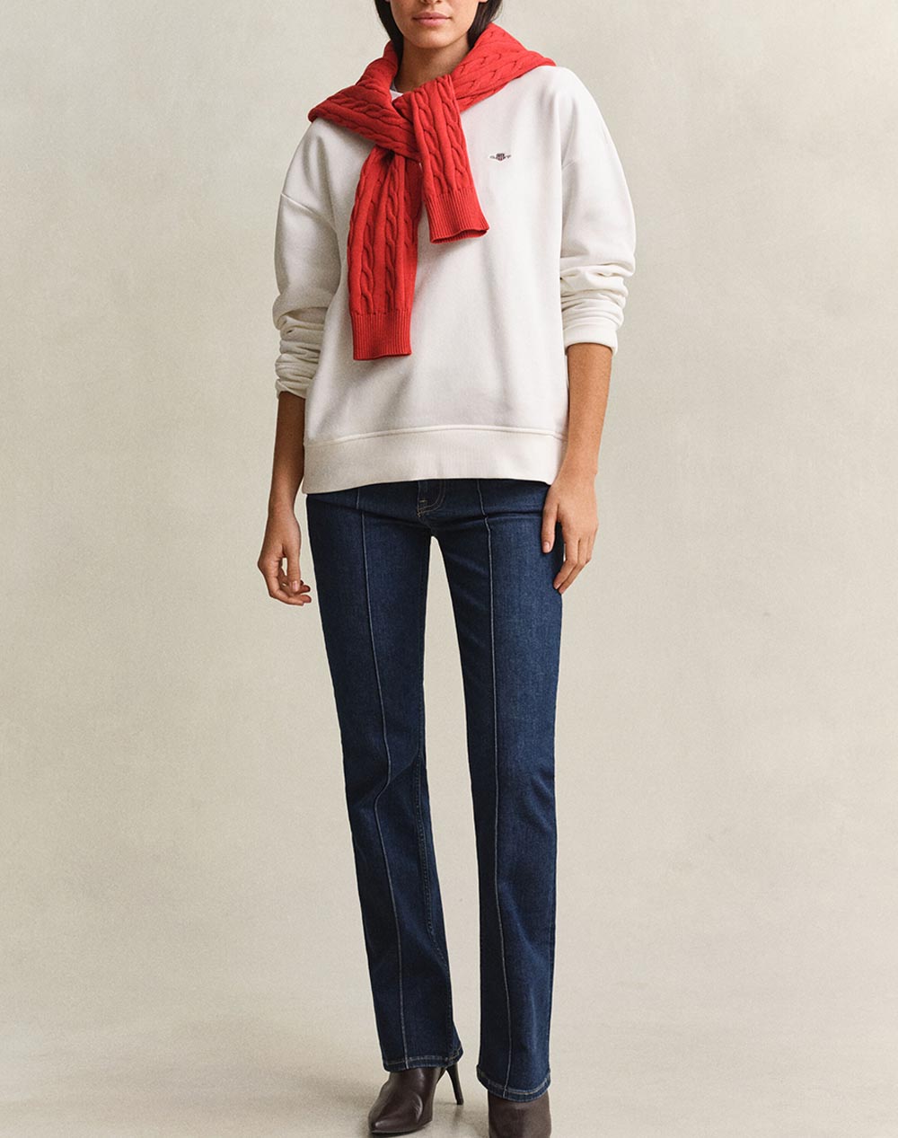 GANT СУИТШЪРТ С ДЪЛЪГ РЪКАВ SHIELD C-NECK SWEAT