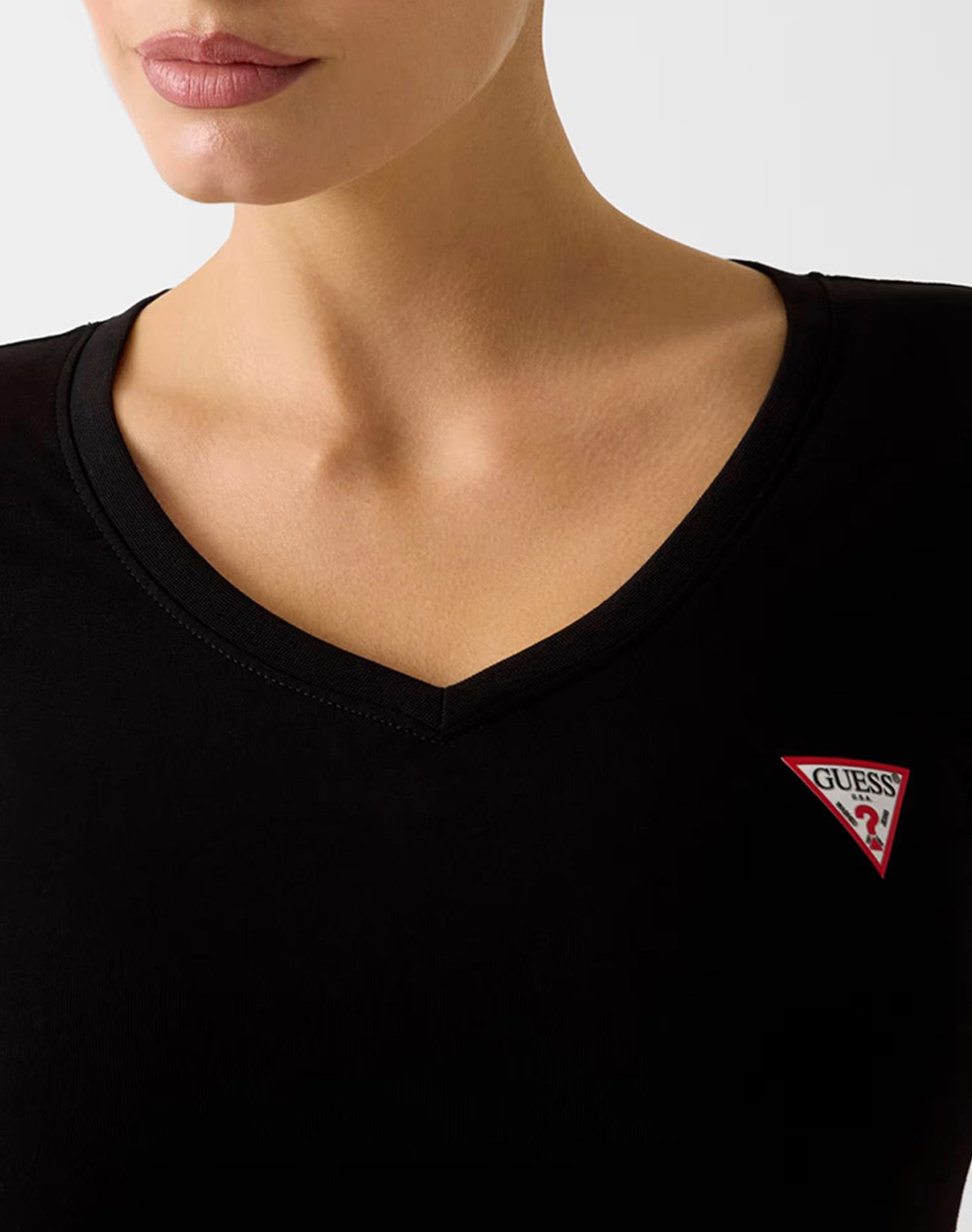 GUESS SS VN MINI TRIANGLE TEE ДАМСКА БЛУЗА