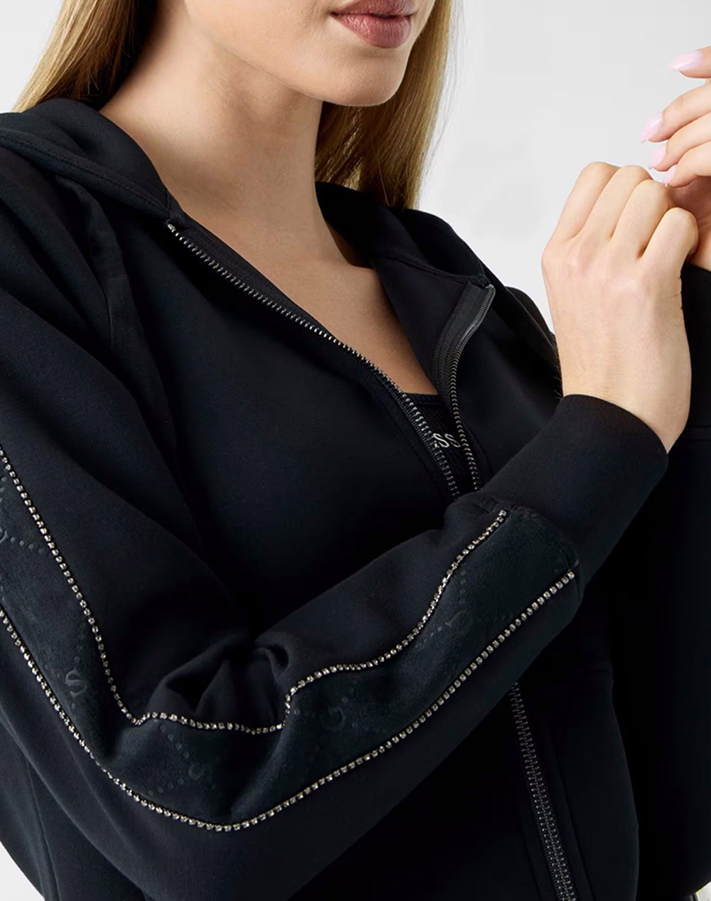 GUESS NEW HOODED SCUBA SWEATSHIRT ДАМСКИ СУИЧЪР