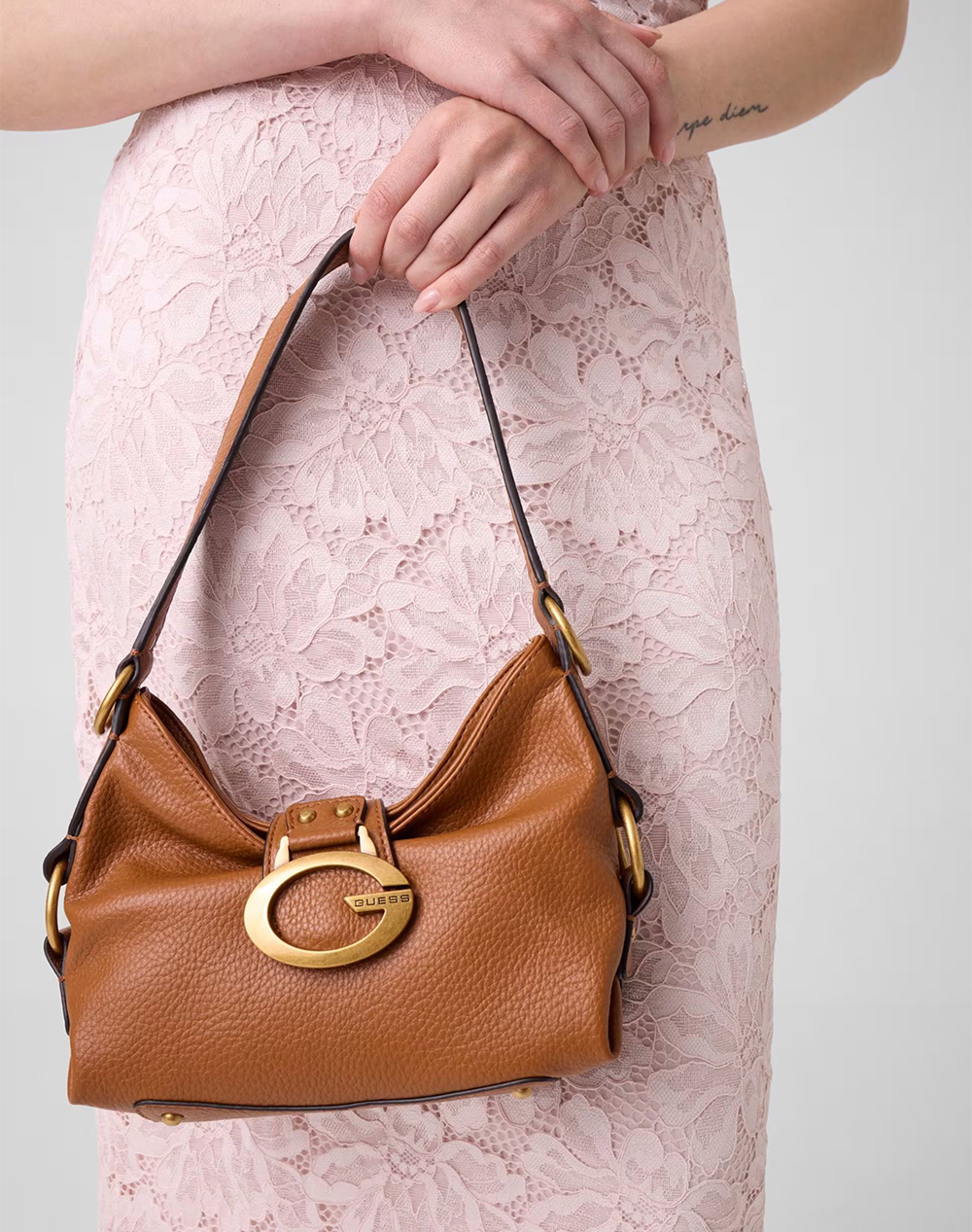 GUESS CAMDEN MINI SHOULDER BAG Дамаска чанта