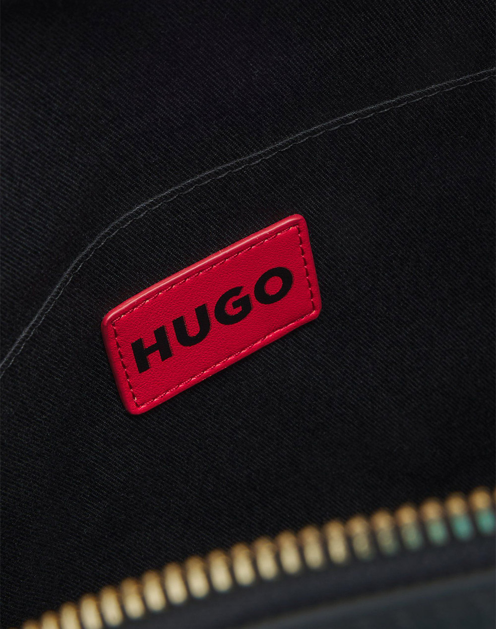 HUGO Meelo_Tote Zip 10281504 01