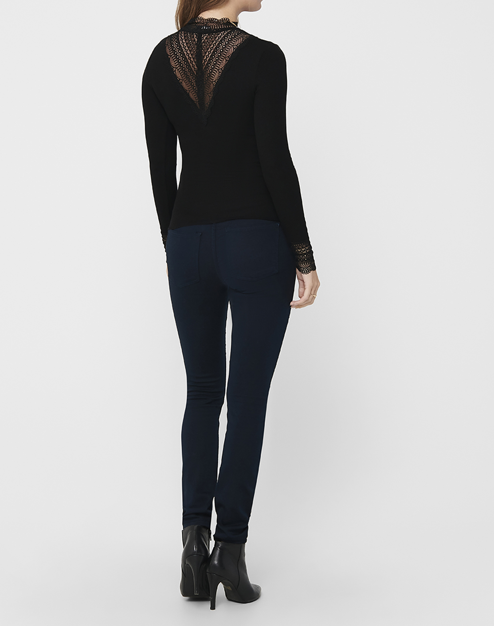 ONLY ONLTILDE L/S HIGH NECK LACE TOP JRS NOOS
