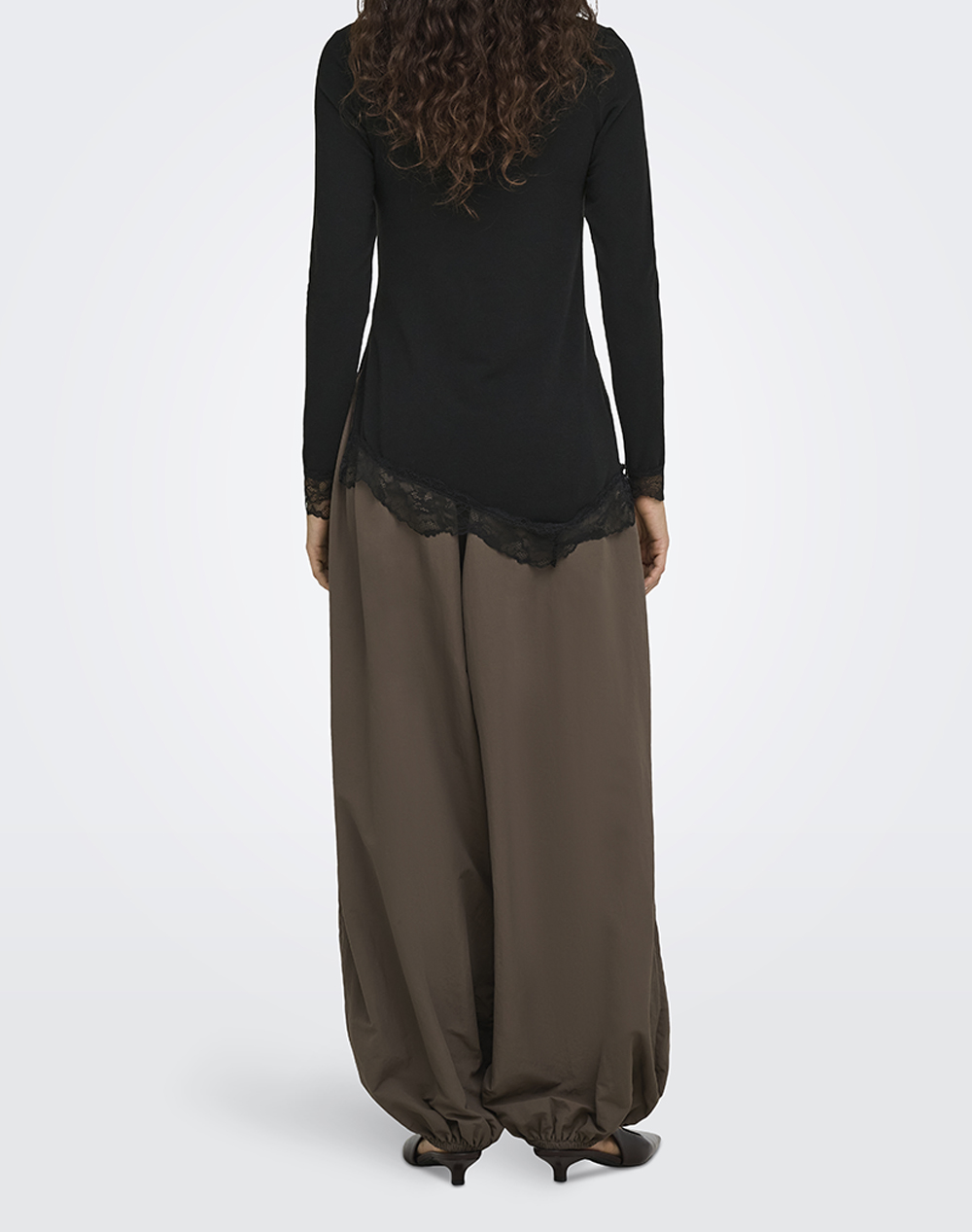 ONLY ONLGLAMOUR L/S LACE DETAIL TOP JRS