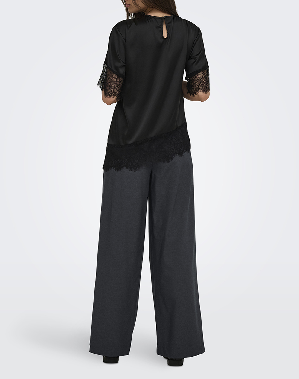 ONLY ONLINDONA 2/4 SATIN LACE TOP WVN