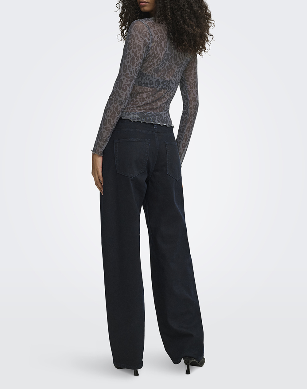 ONLY ONLNOX L/S O-NECK TOP BOX JRS