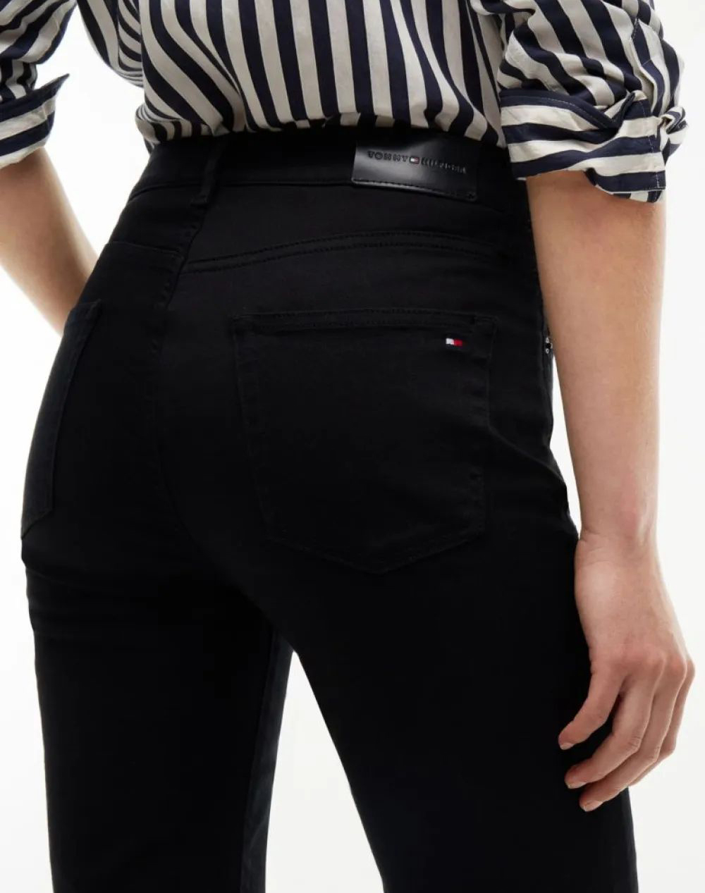 TOMMY HILFIGER LUNA MID RISE FLARE STAY BLACK