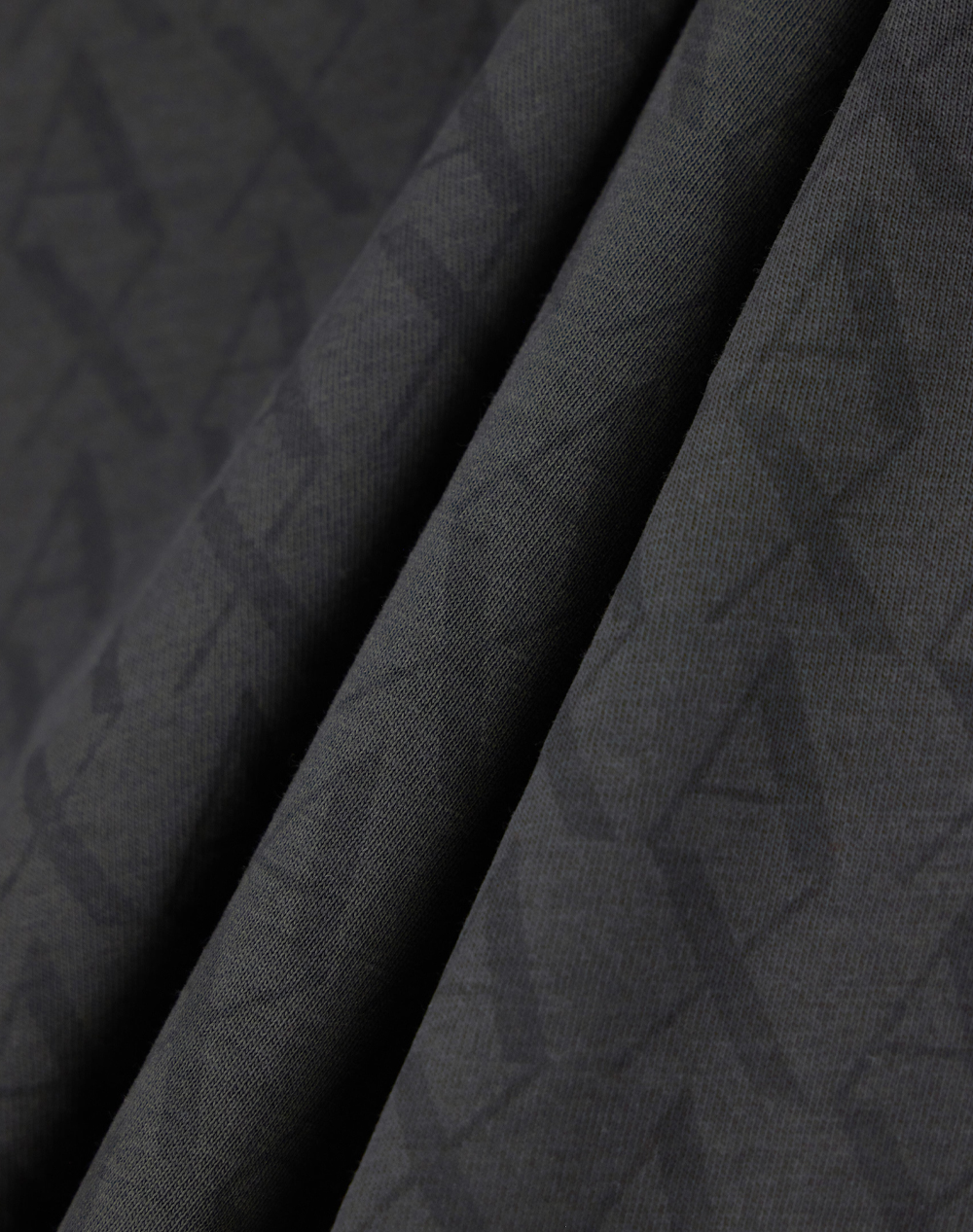 ARMANI EXCHANGE T-SHIRT