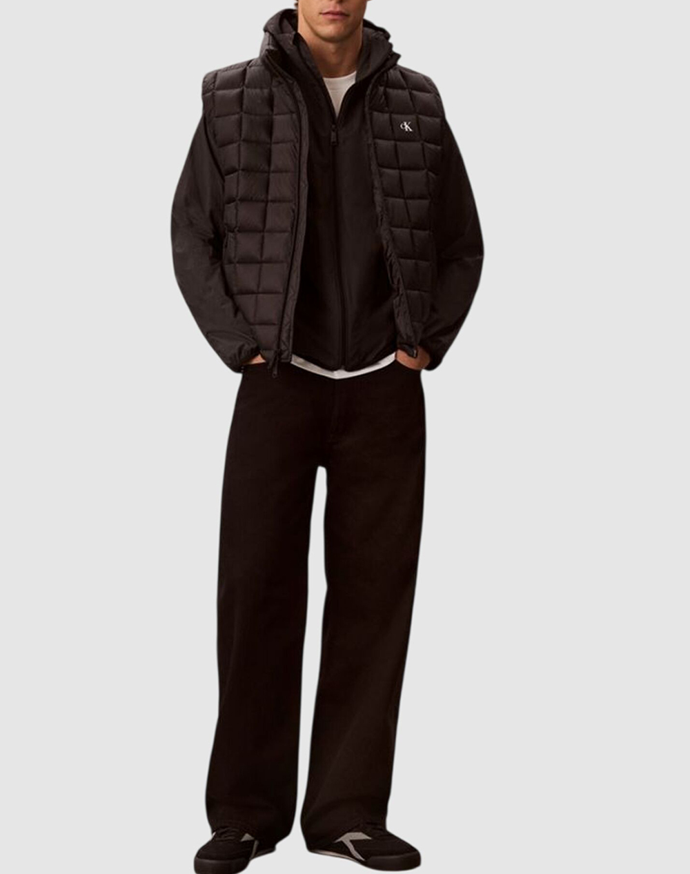 CALVIN KLEIN JEANS SLVSS ULTRALTWT NYLON QUILTED PU