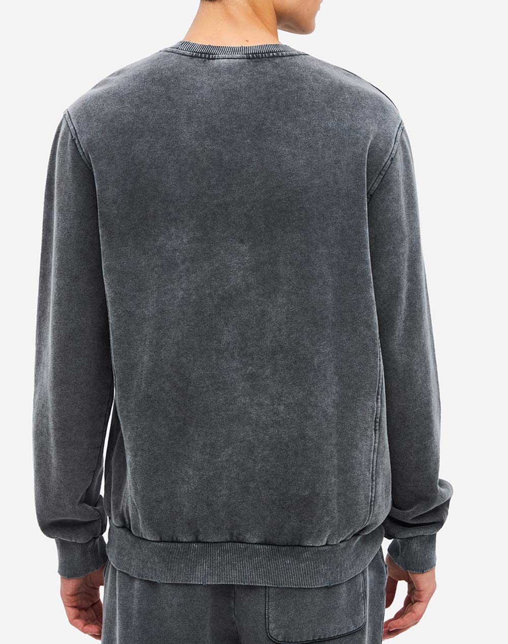 DIRTY LAUNDRY REGULAR CREWNECK WITH DESTROYS