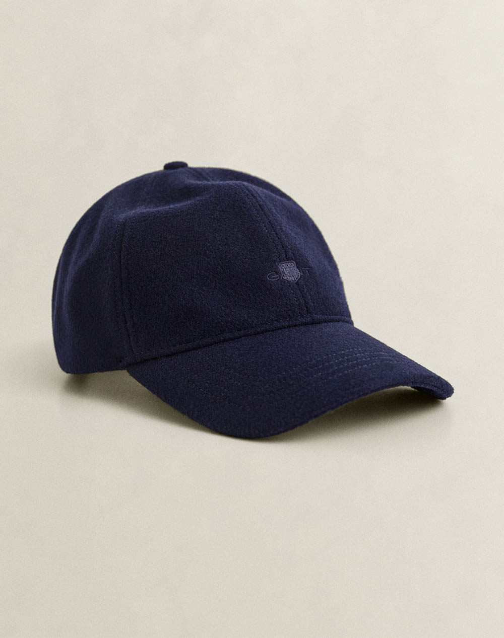 GANT ШАПКА TONAL SHIELD MELTON CAP