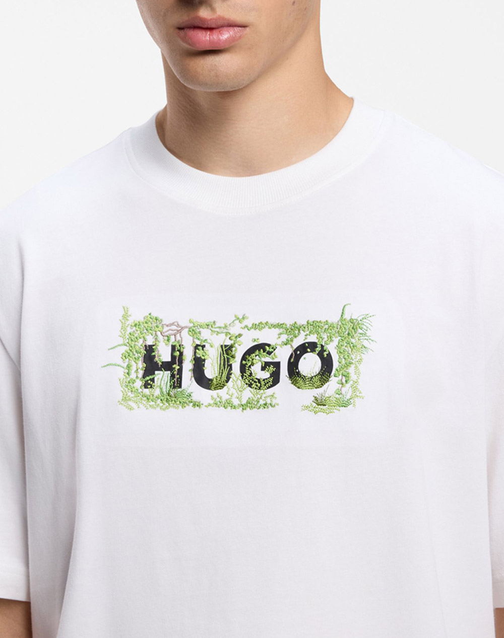 HUGO Niviotee 10277382 01