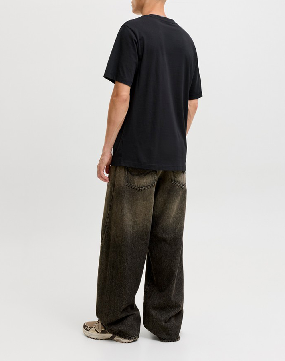 JACK&JONES JCOCLUB GRAPHIC FRONT PRINT TEE SS CN