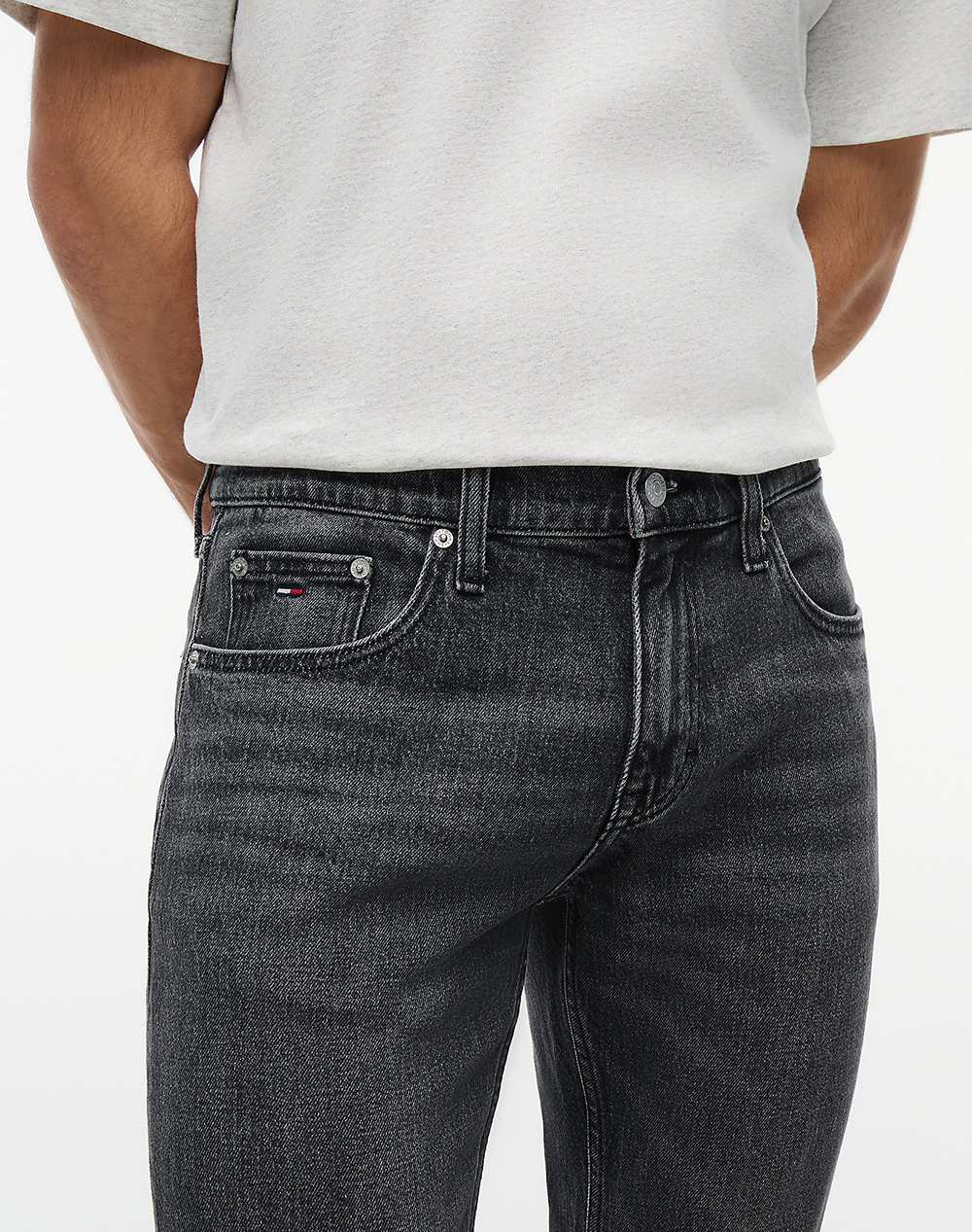 TOMMY JEANS SCANTON SLIM BI0187