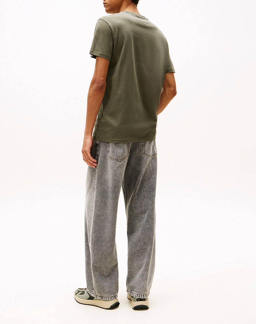 TOMMY JEANS TJM REG DNA TEE EXT