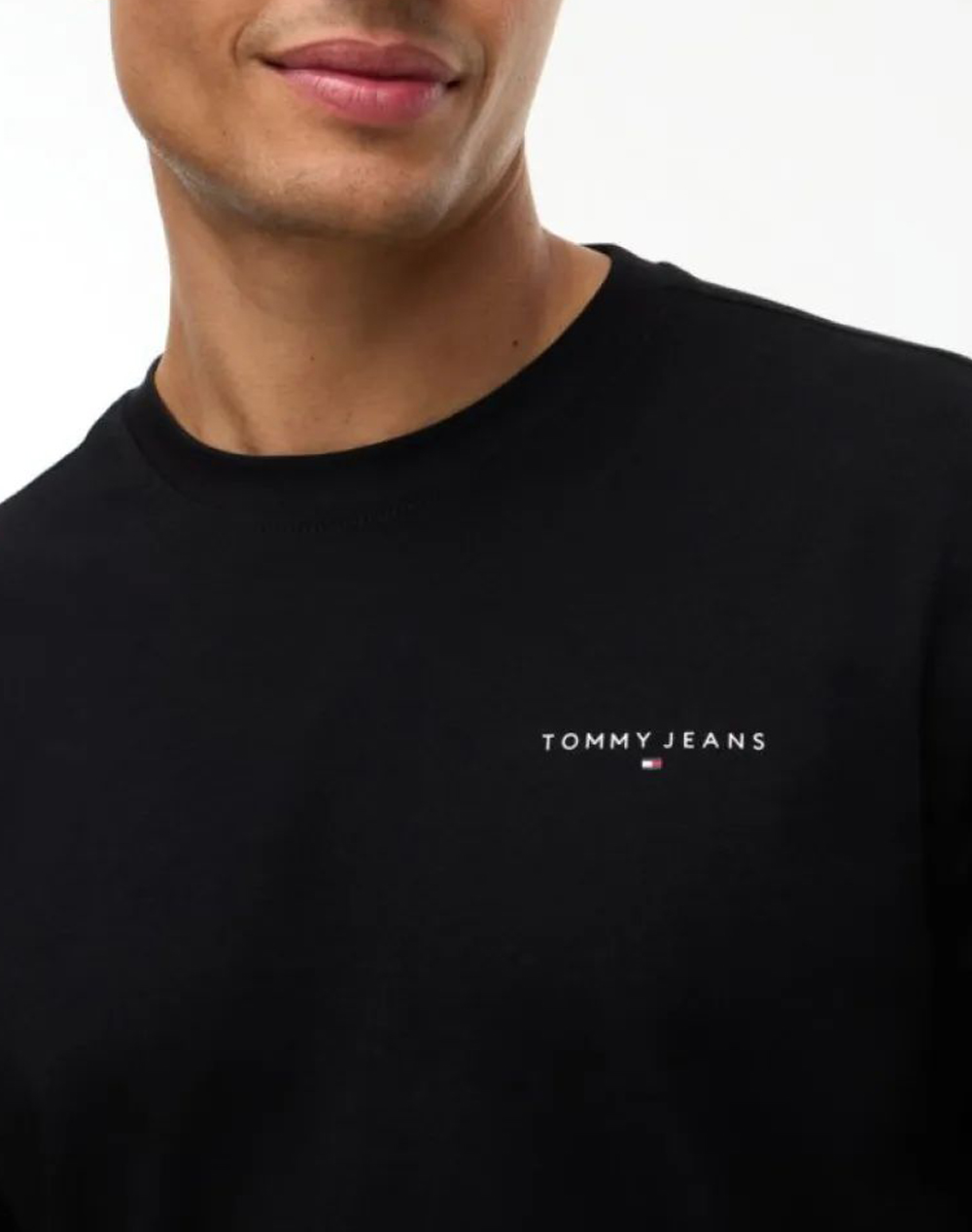 TOMMY JEANS TJM SLIM LINEAR CHEST TEE EXT