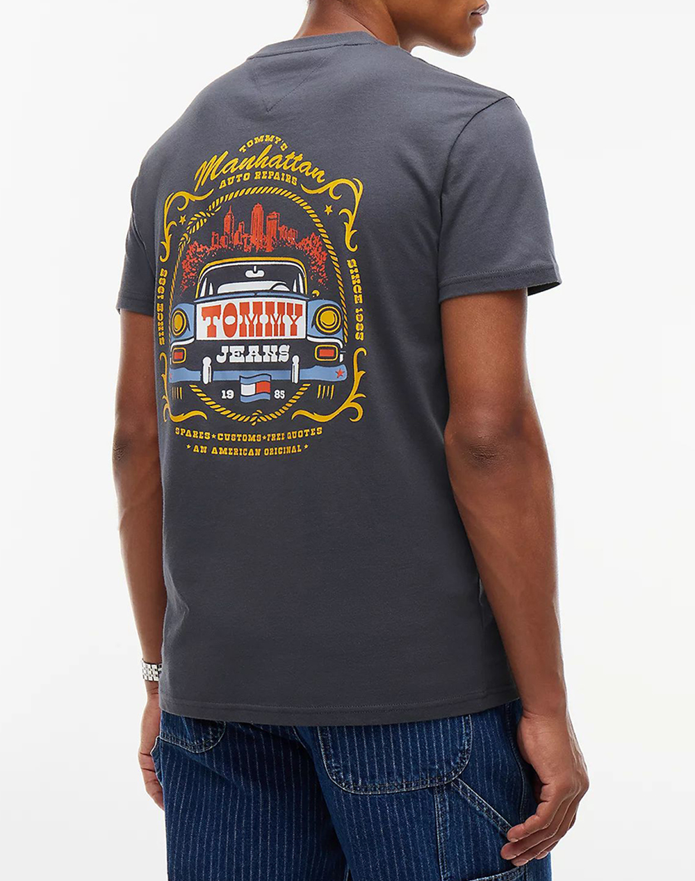 TOMMY JEANS TJM REG NOVELTY TEE