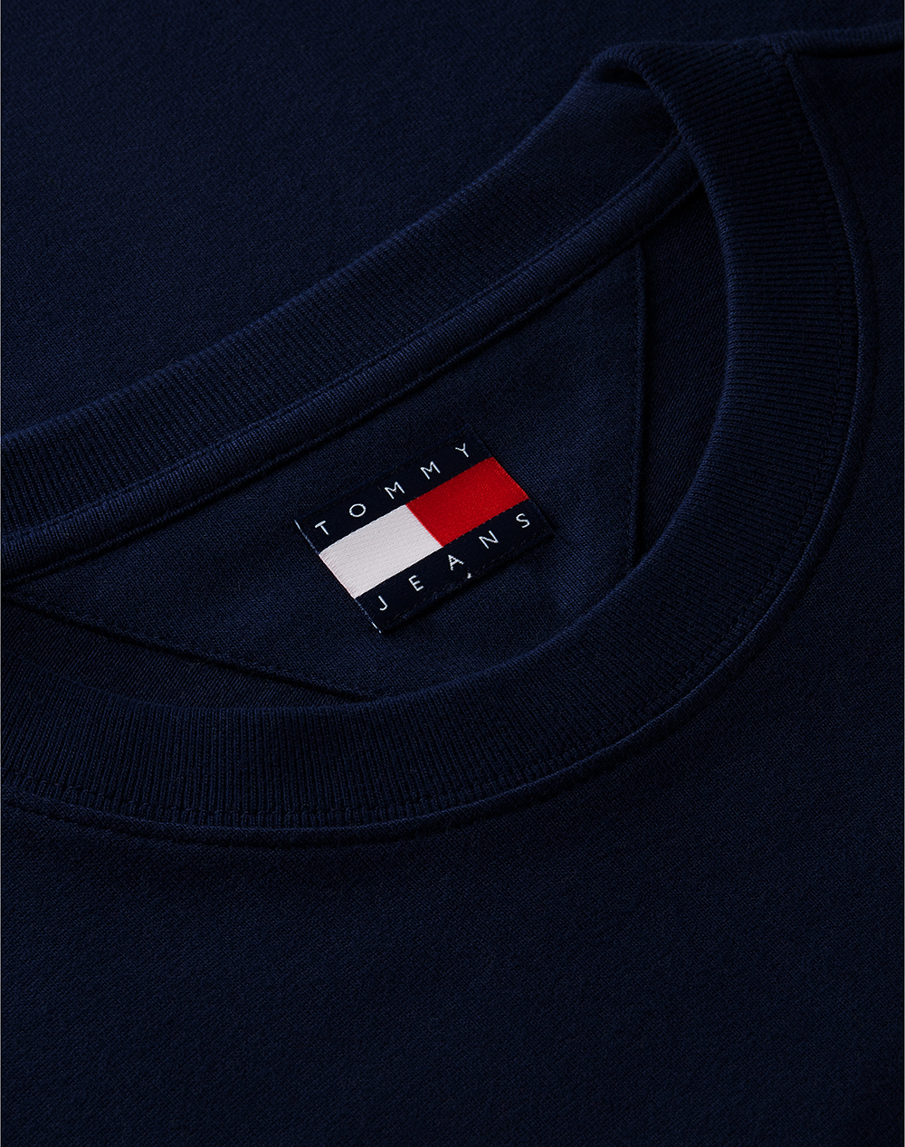 TOMMY JEANS TJM REG SIGNATURE PLAY TEE EXT