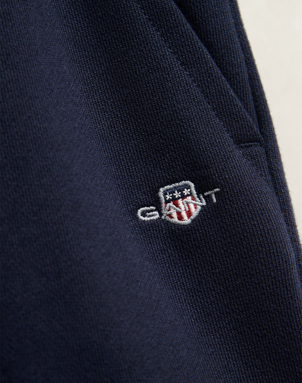 GANT СПОРТНИ ПАНТАЛОНИ SHIELD SWEATPANTS