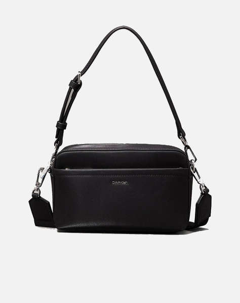 CALVIN KLEIN JEANS CK MUST CONVERTIBLE CAMERA BAG (размери: 21.5 x 16.5 x 5см.)