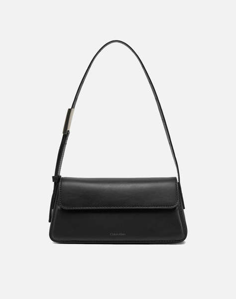 CALVIN KLEIN JEANS BELTED SMALL SHOULDER BAG (размери: 23.5 x 12 x 6см.)