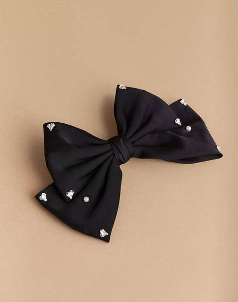 ATTRATTIVO SYNTHETIC BONE BROOCH