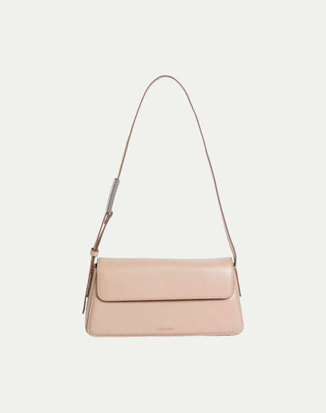 CALVIN KLEIN JEANS BELTED SMALL SHOULDER BAG (размери: 23.5 x 12 x 6см.)