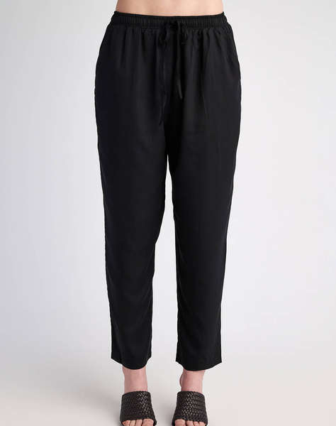 STAFF Jule Pant